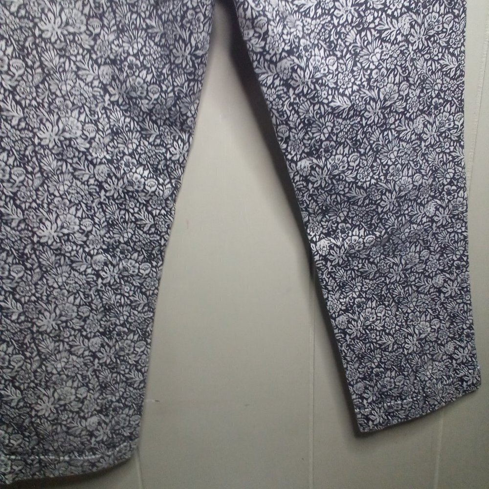 Ann Taylor Loft Pants 8 Cropped Zipper Pocket Ankle Floral - Picture 15 of 15